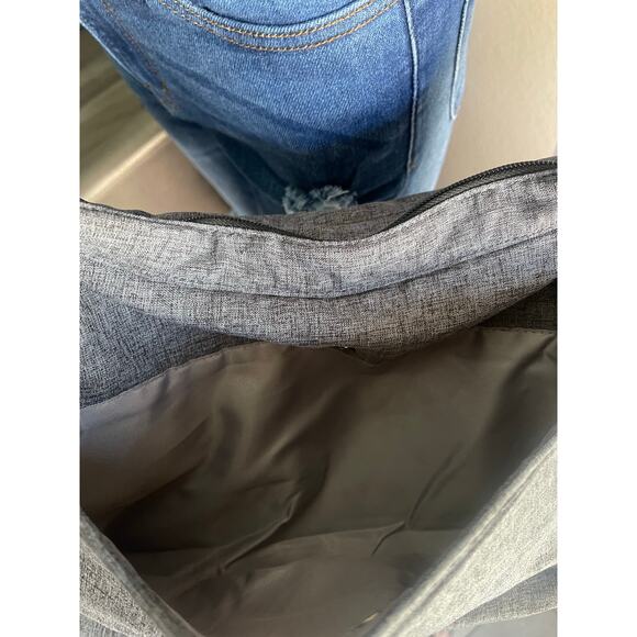 Lug Double Dutch Crossbody Bag Heather Grey RFID Water Bottle Slot - Picture 4 of 9